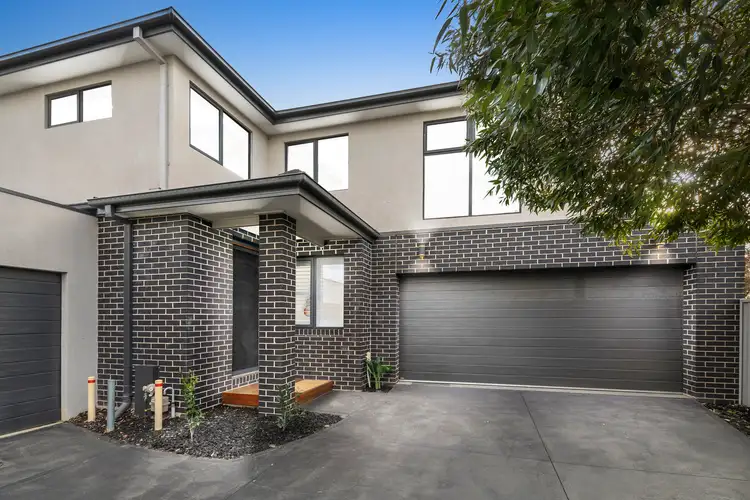 2/33 Cameron Avenue, Oakleigh South VIC 3167