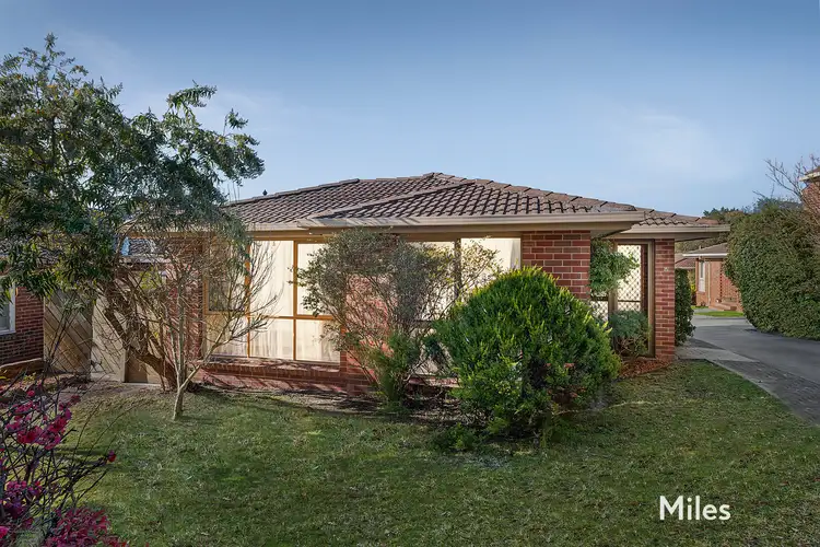 8/27-29 Invermay Grove, Rosanna VIC 3084