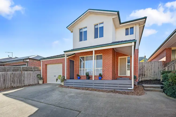 6/7 Elamo Road, Healesville VIC 3777