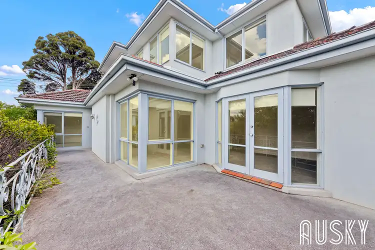 64 Greythorn Road, Balwyn North VIC 3104