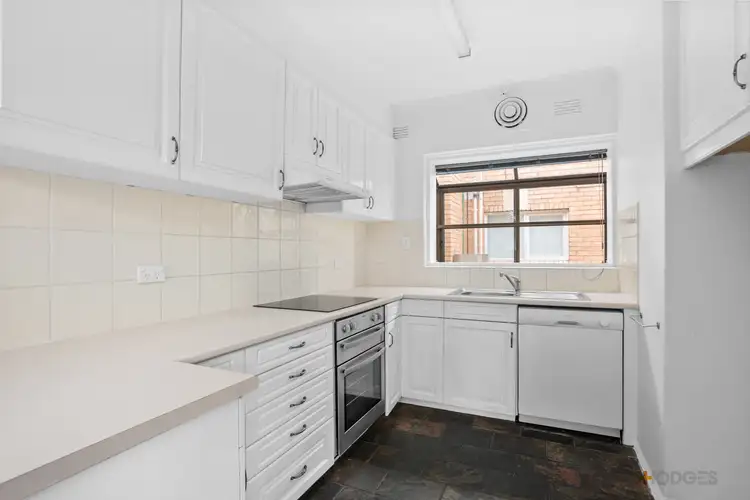 3/7 Rogers Street, Mentone VIC 3194