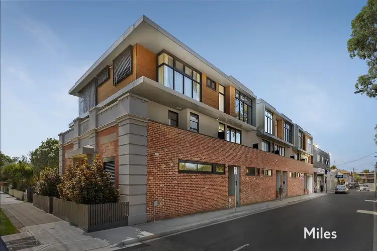8A Duncan Street