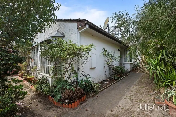 2/20 Clonaig Street, Brighton East VIC 3187
