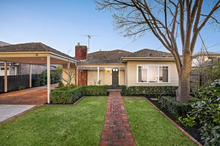 68 Rosstrevor Crescent