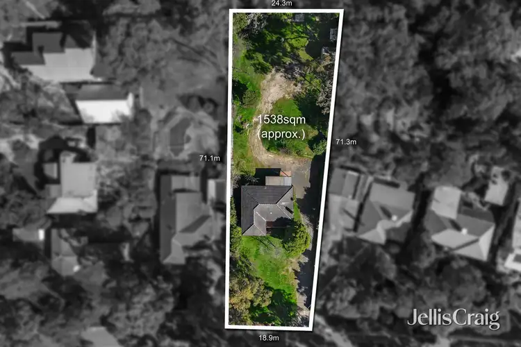 7 Wattle Grove, Eltham VIC 3095