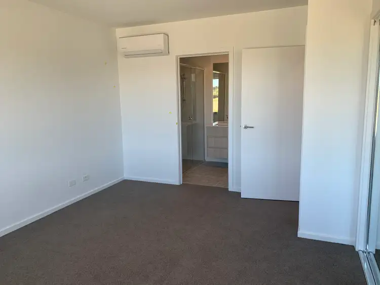 Fourth view of Homely townhouse listing, 27 Emmeline Row, Rowville VIC 3178