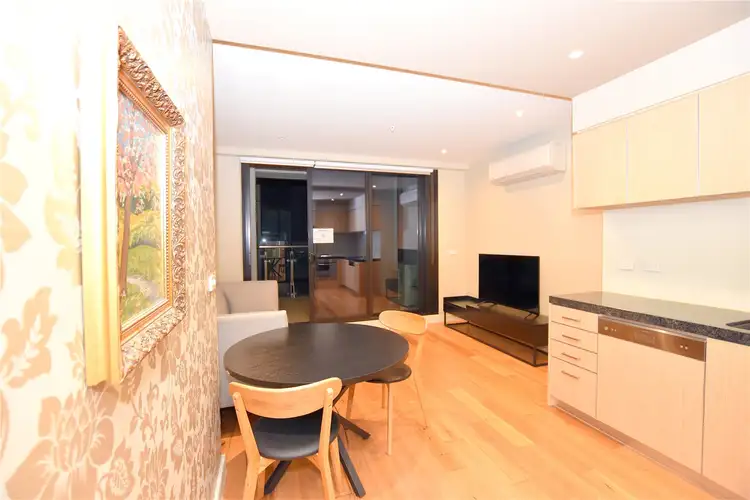 1309/228 ABeckett Street, Melbourne VIC 3000