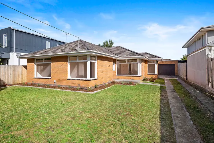 31 Gladesville Drive, Bentleigh East VIC 3165
