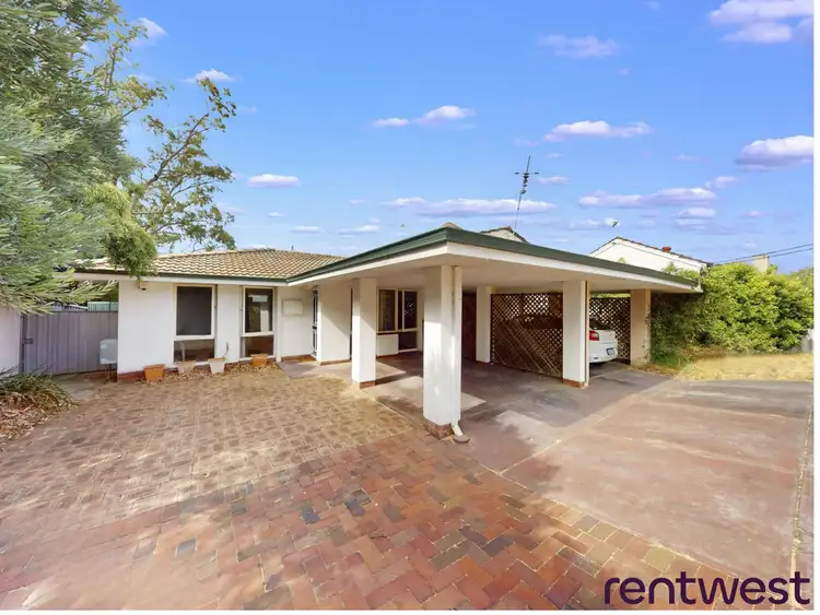 9B Redwood Crescent, Melville WA 6156