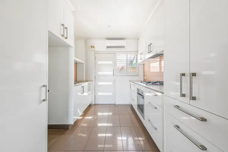 Fifth view of Homely unit listing, 1/18 Simpson Street, Bacchus Marsh VIC 3340