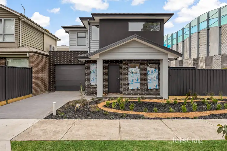 1/8 Strong Street, Spotswood VIC 3015