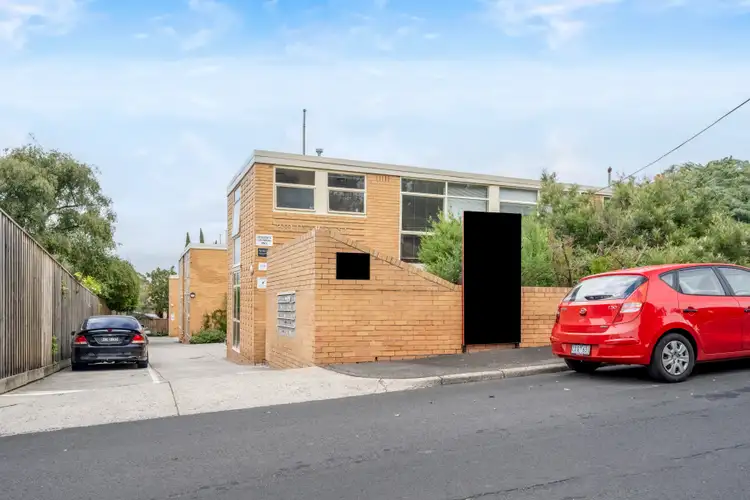 12/210 Clarke Street, Northcote VIC 3070