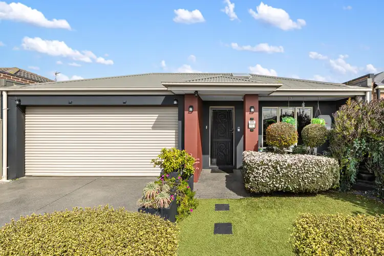 13 Ashwood Gardens, Mitchell Park VIC 3355