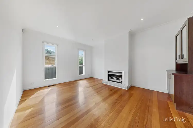 Fifth view of Homely house listing, 5 Seaview Avenue, Bentleigh VIC 3204