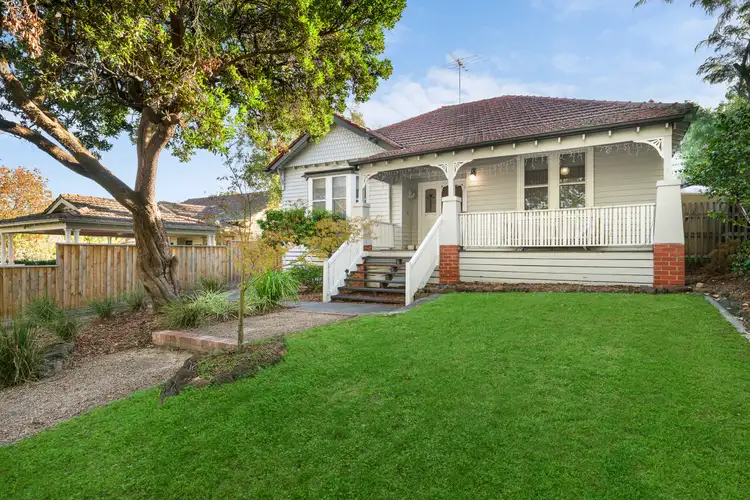 52 Suffolk Road, Surrey Hills VIC 3127