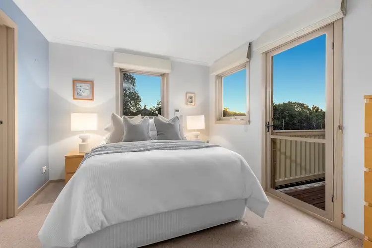 Fifth view of Homely house listing, 11 Argyle Close, Hughesdale VIC 3166