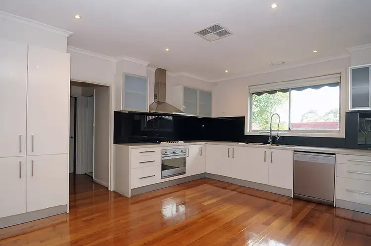 51 Monash Drive, Mulgrave VIC 3170