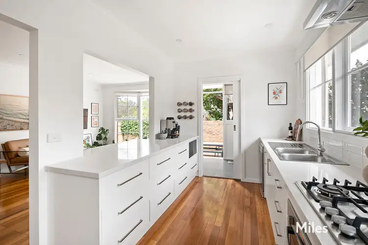 Fourth view of Homely unit listing, 5/121 Locksley Road, Ivanhoe VIC 3079