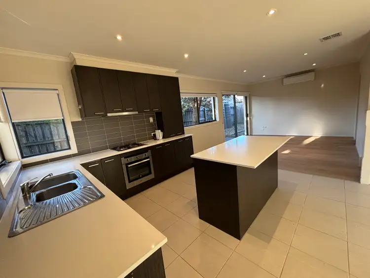 1/71 Kirkwood Avenue, Seaford VIC 3198