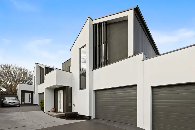 2/232 Balcombe Road, Mentone VIC 3194