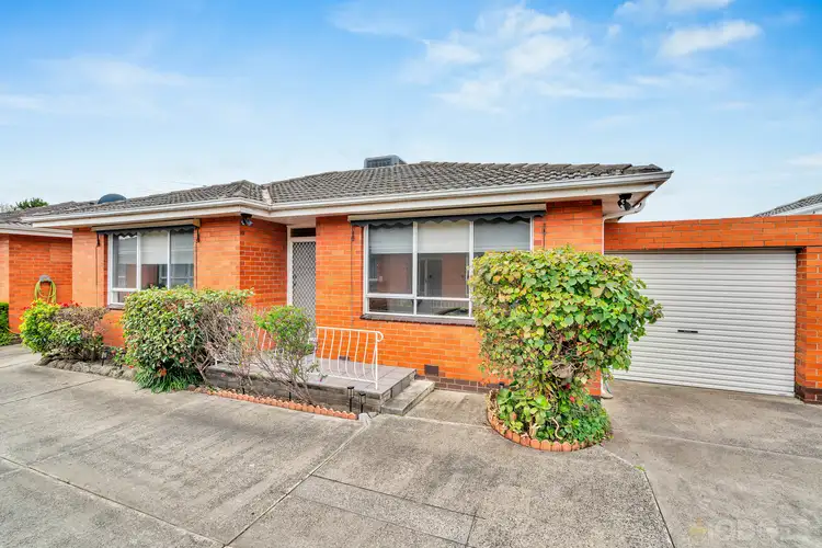 2/35-37 Balcombe Road, Mentone VIC 3194