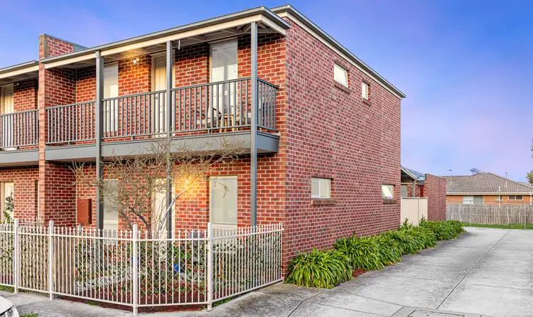 27 Monastery Drive, Wendouree VIC 3355