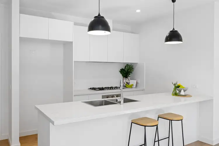 Second view of Homely house listing, 2/5 Hamilton Close, Kilsyth VIC 3137