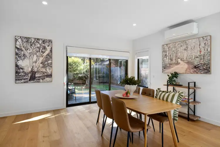 Fourth view of Homely house listing, 2/5 Hamilton Close, Kilsyth VIC 3137