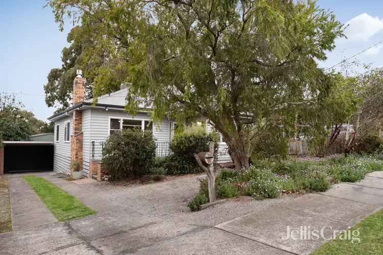 30 Chapman Street, Macleod VIC 3085