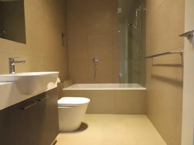 Fifth view of Homely unit listing, 1/11 Central Avenue, Ivanhoe VIC 3079