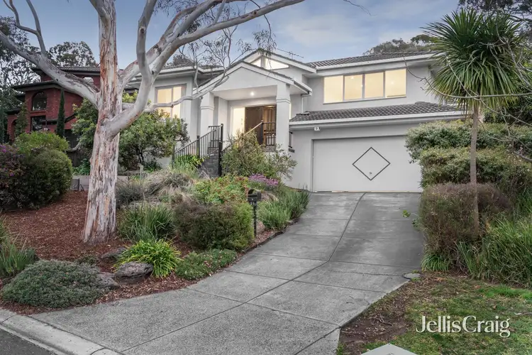 11 Valley Park Grove, Eltham VIC 3095