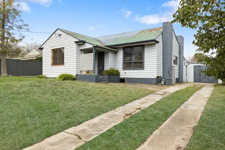 403 Landsborough Street