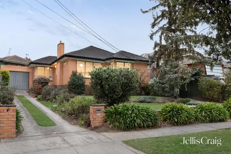 48 Sharpes Road, Watsonia North VIC 3087