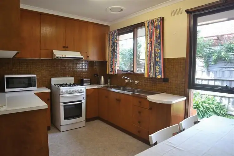 4/21 Essex Road, Surrey Hills VIC 3127