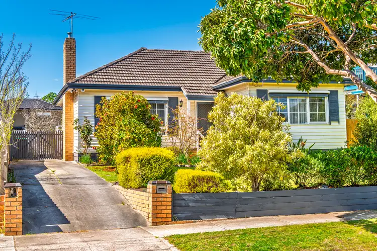 8 Andrews Street, Burwood VIC 3125