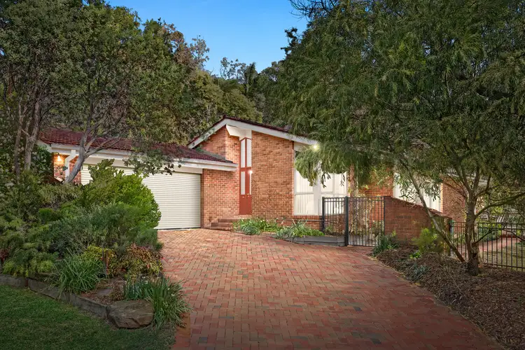 4 Lewis Road, Montrose VIC 3765