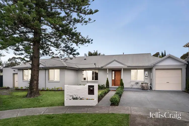 2 Shepherd Court, Williamstown North VIC 3016