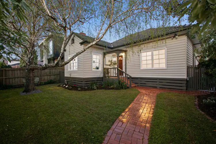 16 Phillip Street, Mentone VIC 3194