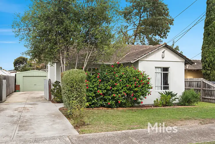 35 Andrews Avenue, Reservoir VIC 3073