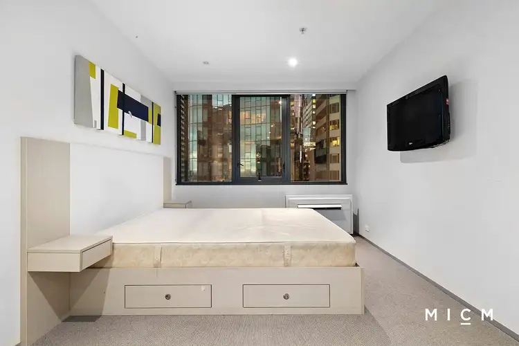 2009/181 ABeckett Street, Melbourne VIC 3000