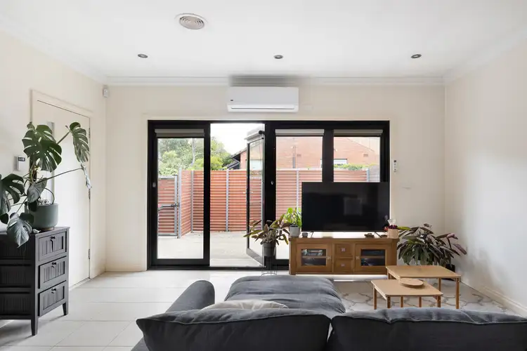 Fifth view of Homely unit listing, 1/16 Shelley Street, Heidelberg Heights VIC 3081