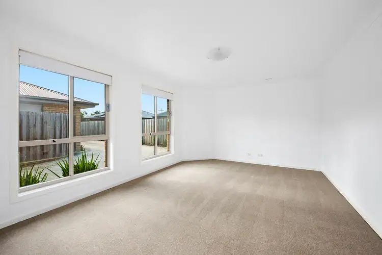 Fifth view of Homely unit listing, 2B Clematis Avenue, Wendouree VIC 3355