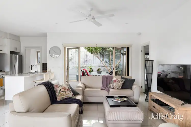 Fourth view of Homely unit listing, 2/6 Graeme Avenue, Montmorency VIC 3094