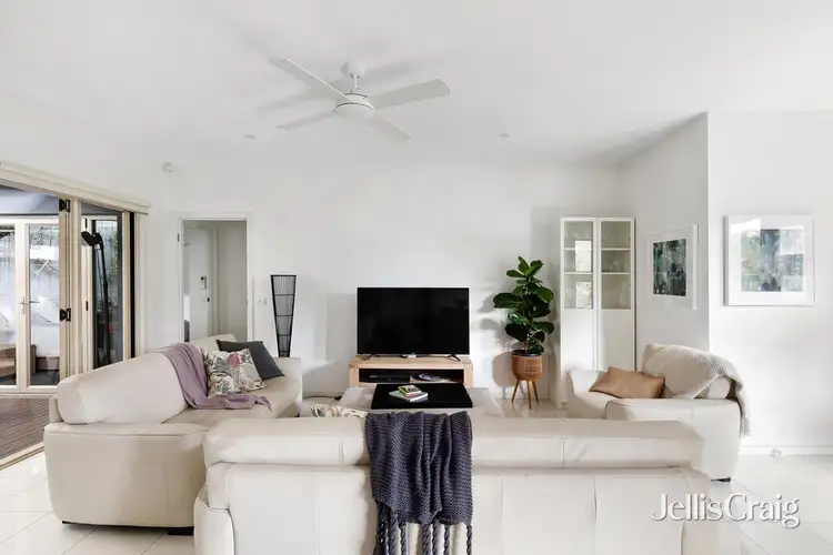 Fifth view of Homely unit listing, 2/6 Graeme Avenue, Montmorency VIC 3094