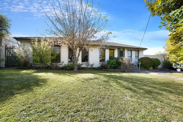 94 Brandon Park Drive, Wheelers Hill VIC 3150