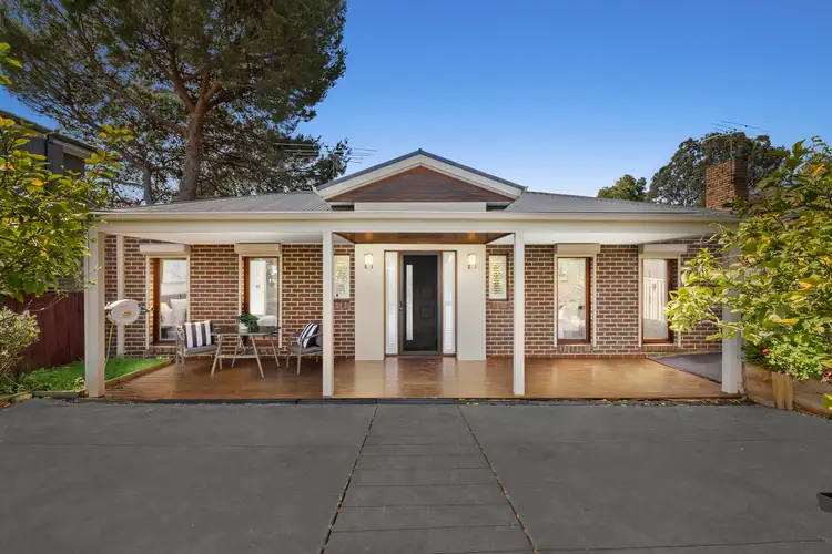 1/2 Heather Avenue, Ashwood VIC 3147