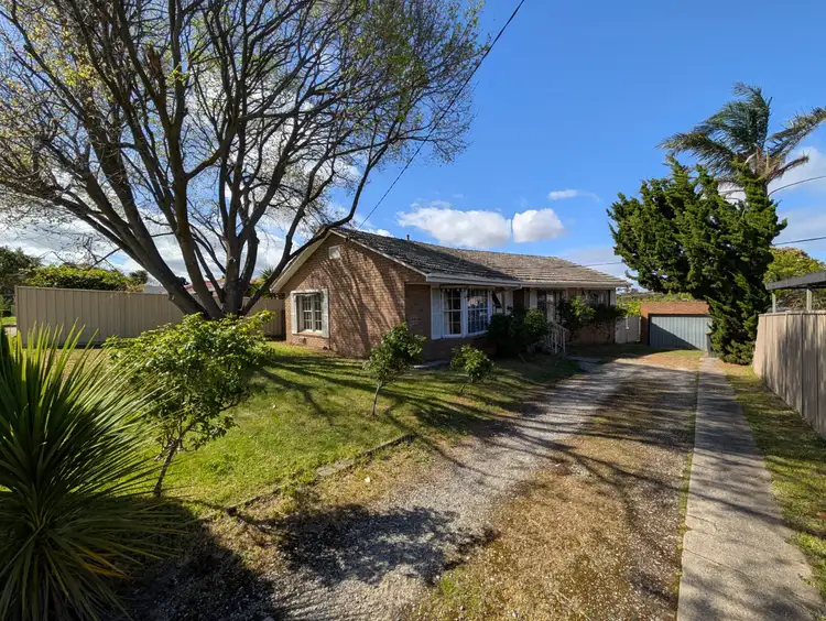30 Clunies Ross Crescent, Mulgrave VIC 3170