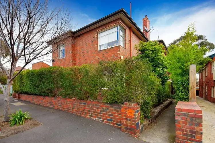 3 Robertson Avenue