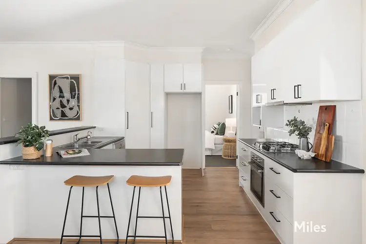 Fifth view of Homely house listing, 8 Lewellin Grove, Rosanna VIC 3084