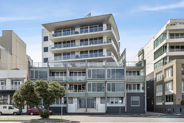 208/65 Beach Street, Port Melbourne VIC 3207